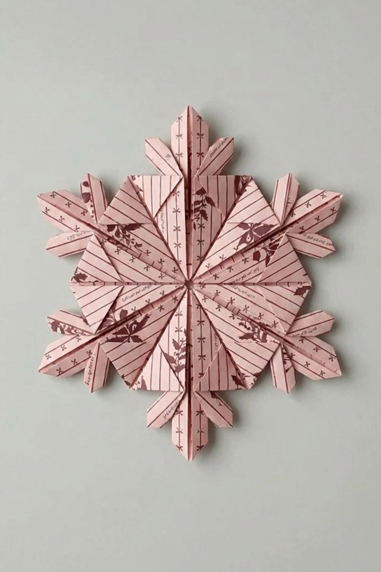 Bordeaux Mistletoe Gift Wrapping Paper