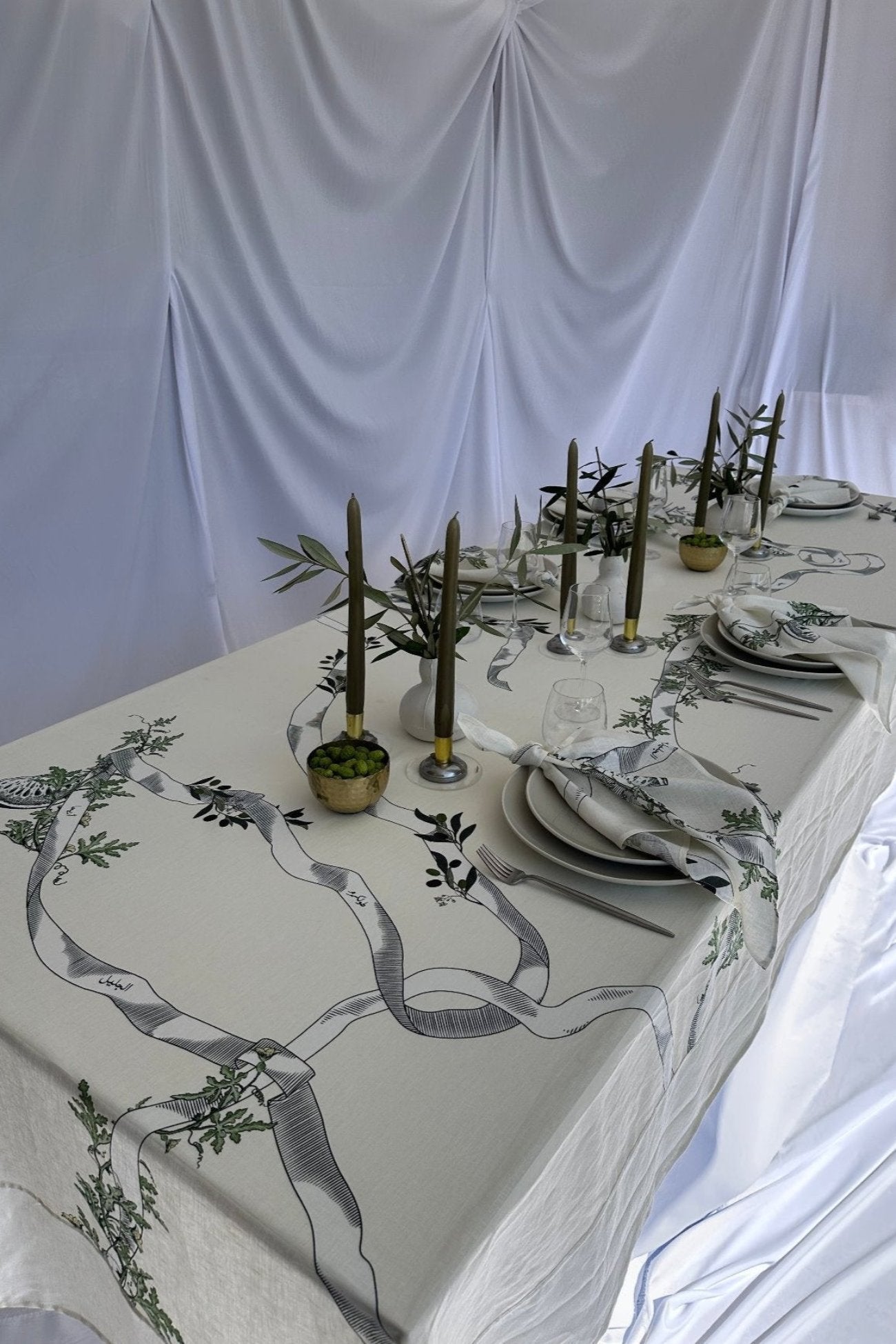 Cream Table Cloth and Table Napkins
