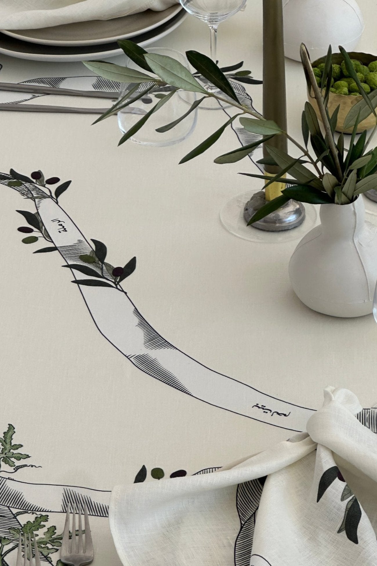 Cream Table Cloth and Table Napkins