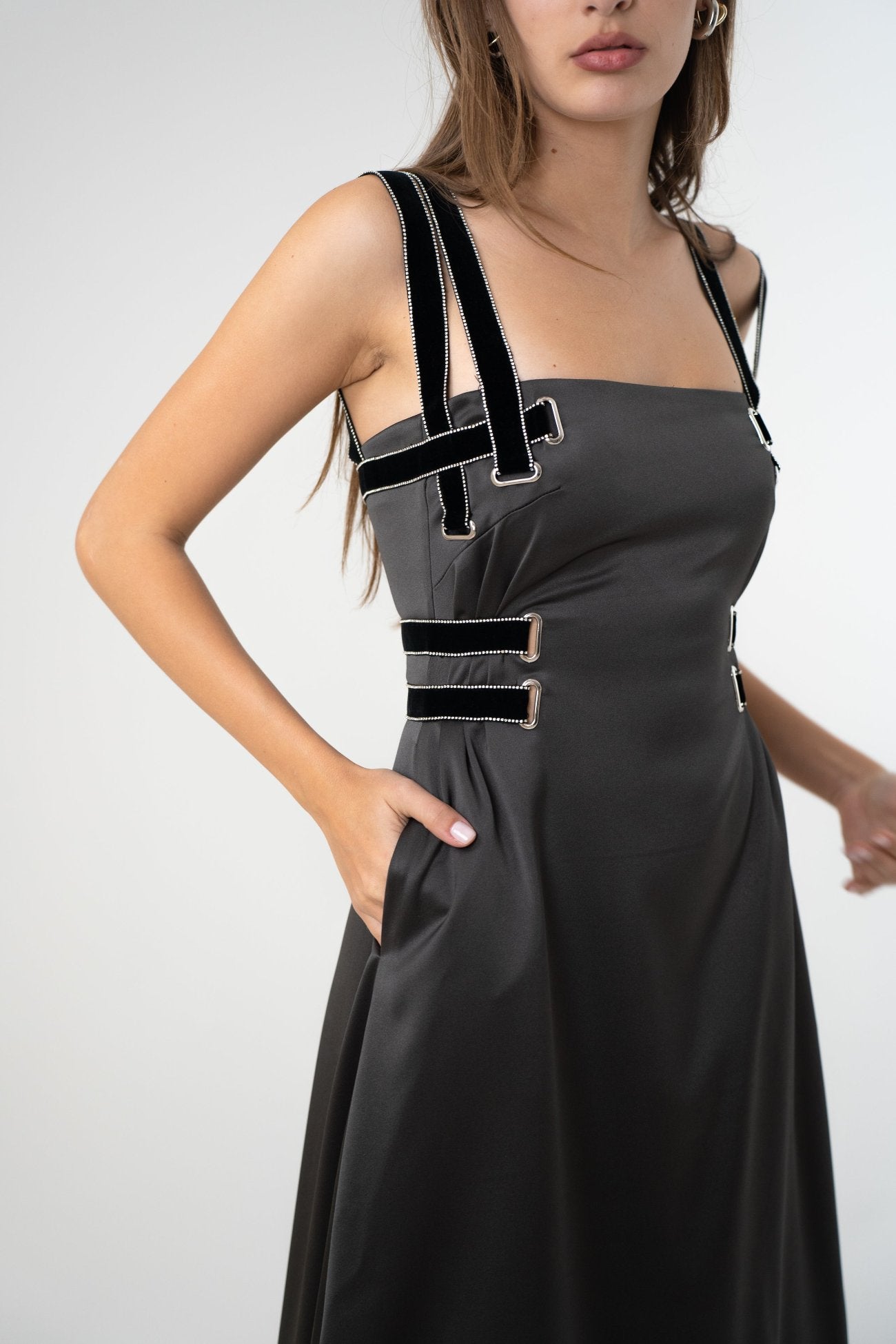 The Links Gown (Closed Back)