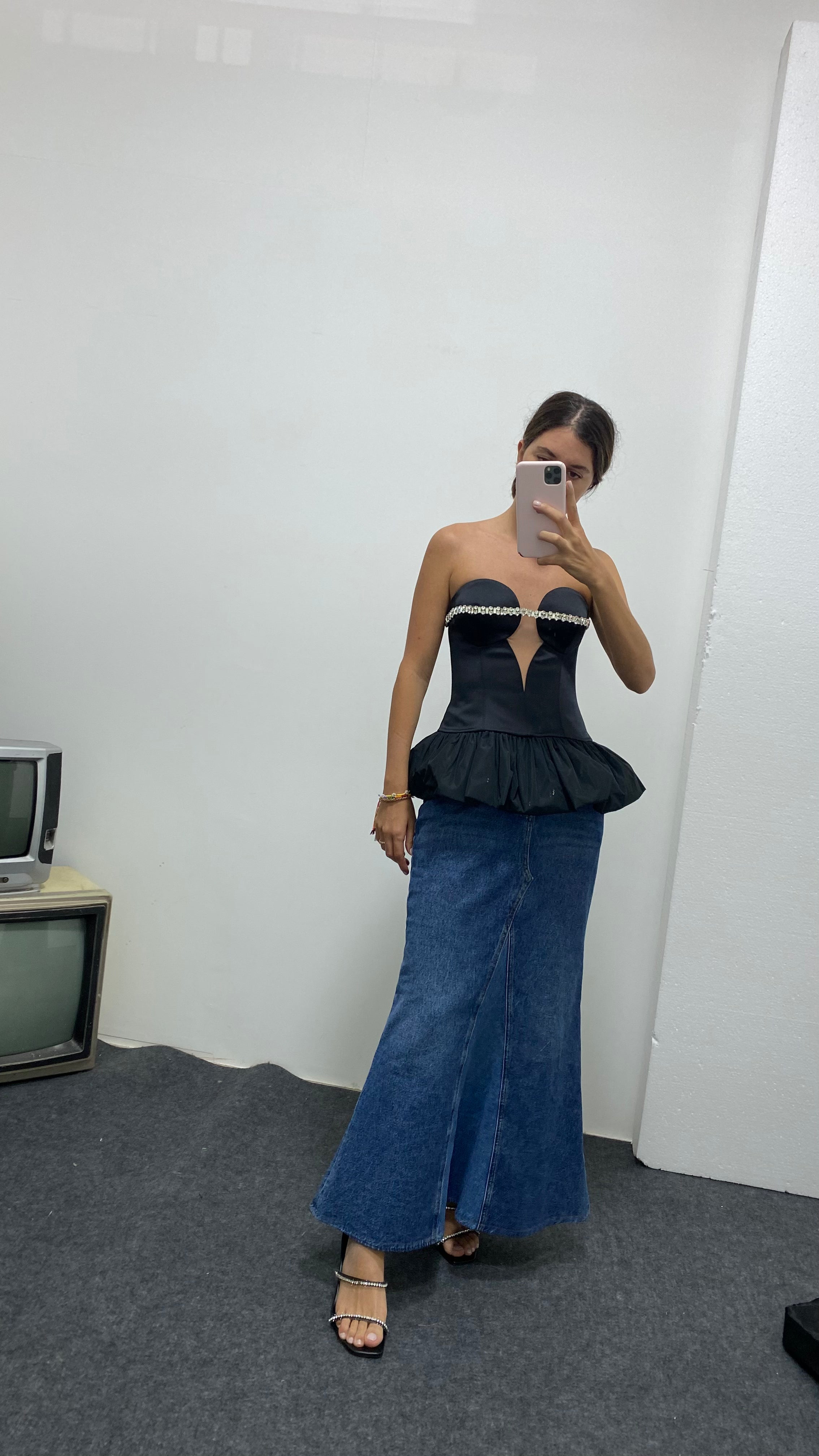 Inner Star Ruffle with Crystal Trim - Nafsika Skourti