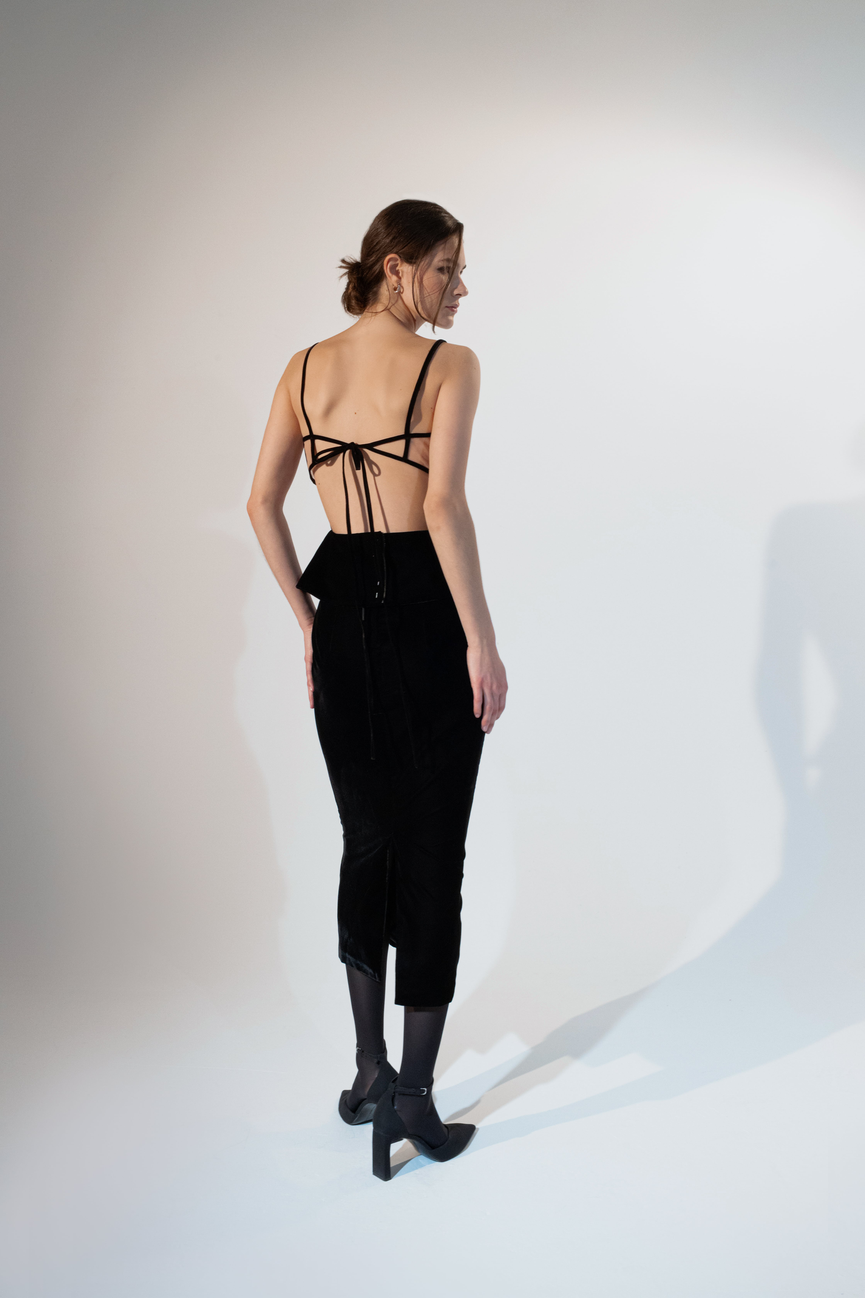 Velvet Leo Inverted Tulip